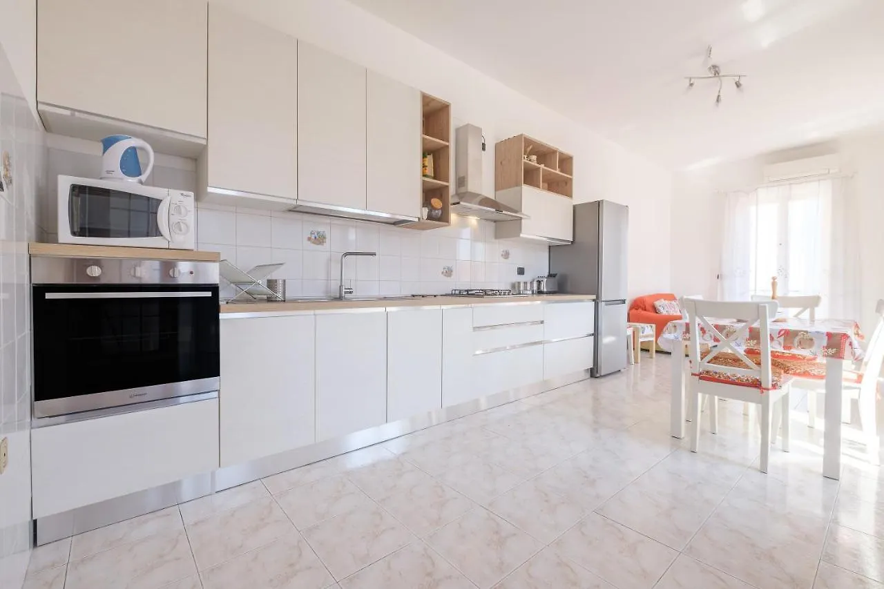Casa Olimpia Villa Santa Teresa Di Riva Italy