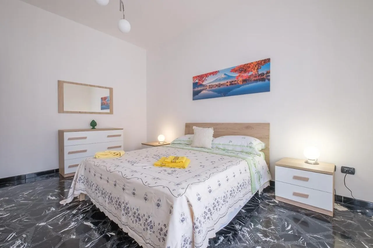 Casa Olimpia Villa Santa Teresa Di Riva Italy